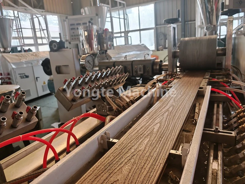 Ионгте је помогао клијенту у оптимизацији линије за екструзију ВПЦ профила што је резултирало повећањем излазне ефикасности за 40%.