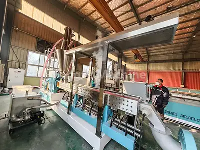 WPC granulation Parallel double screw extruder