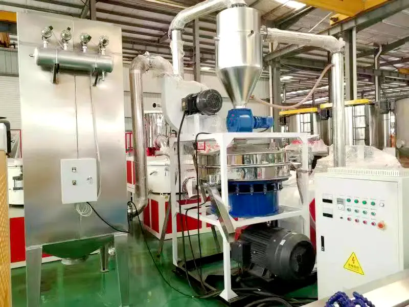 Машина за дробљење и млевење ПВЦ-а